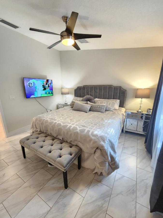 The Villa Orlando@College Park. Sleeps16 외부 사진