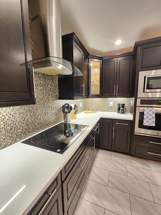The Villa Orlando@College Park. Sleeps16 외부 사진