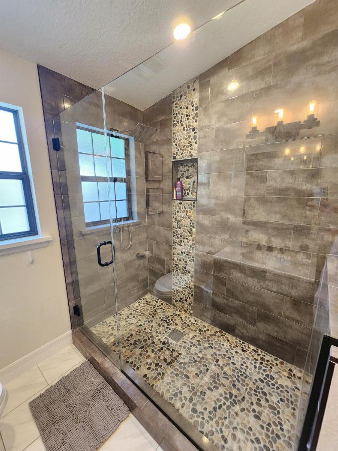 The Villa Orlando@College Park. Sleeps16 외부 사진