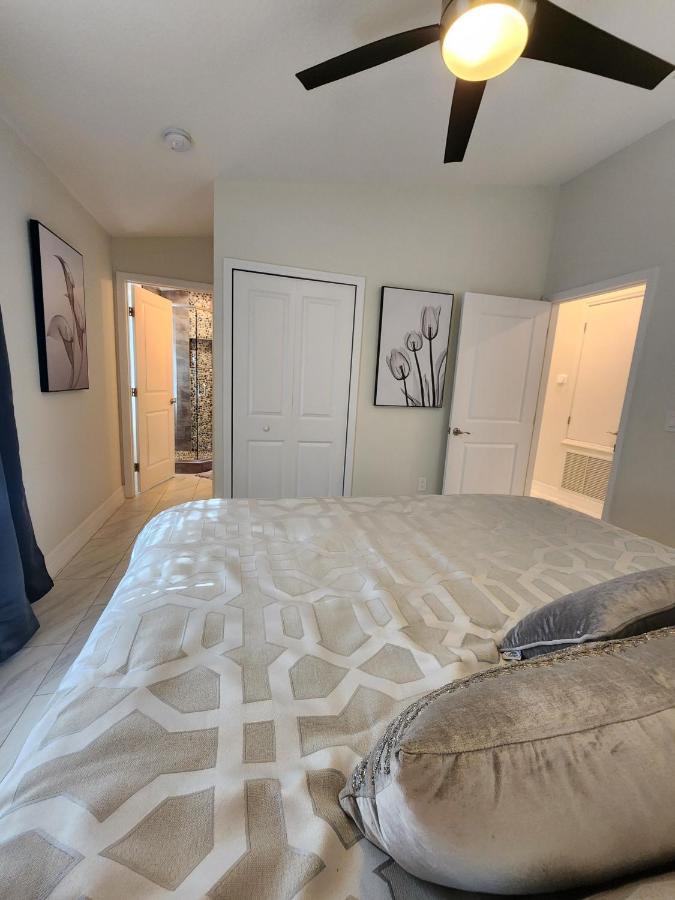 The Villa Orlando@College Park. Sleeps16 외부 사진